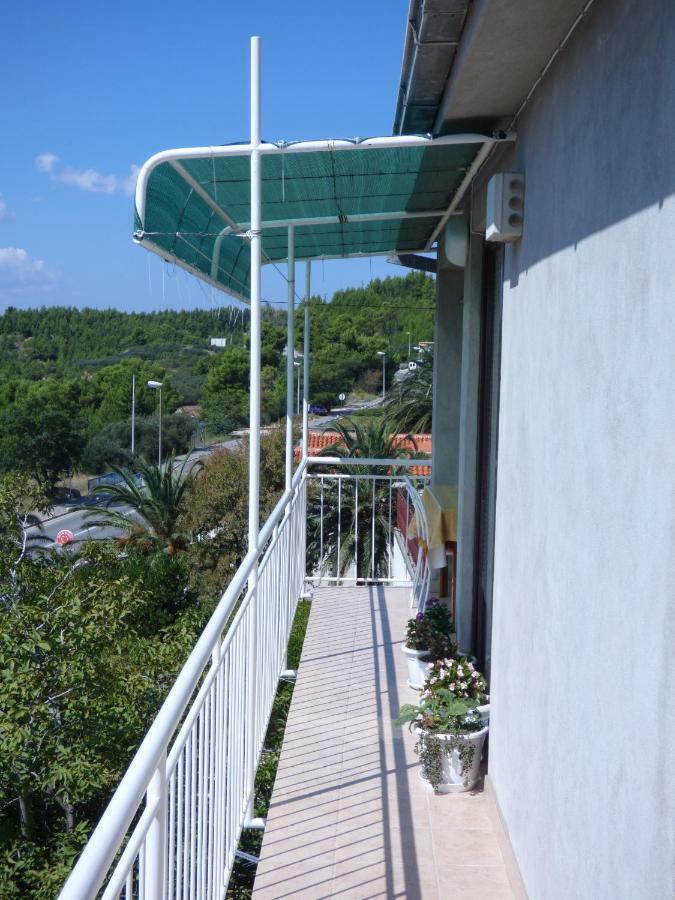 Apartmani Dalija Tučepi Екстериор снимка